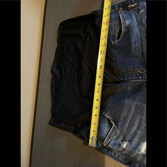 Silver Jeans Suki Skinny Leg Maternity Jeans - Picture 7 of 9